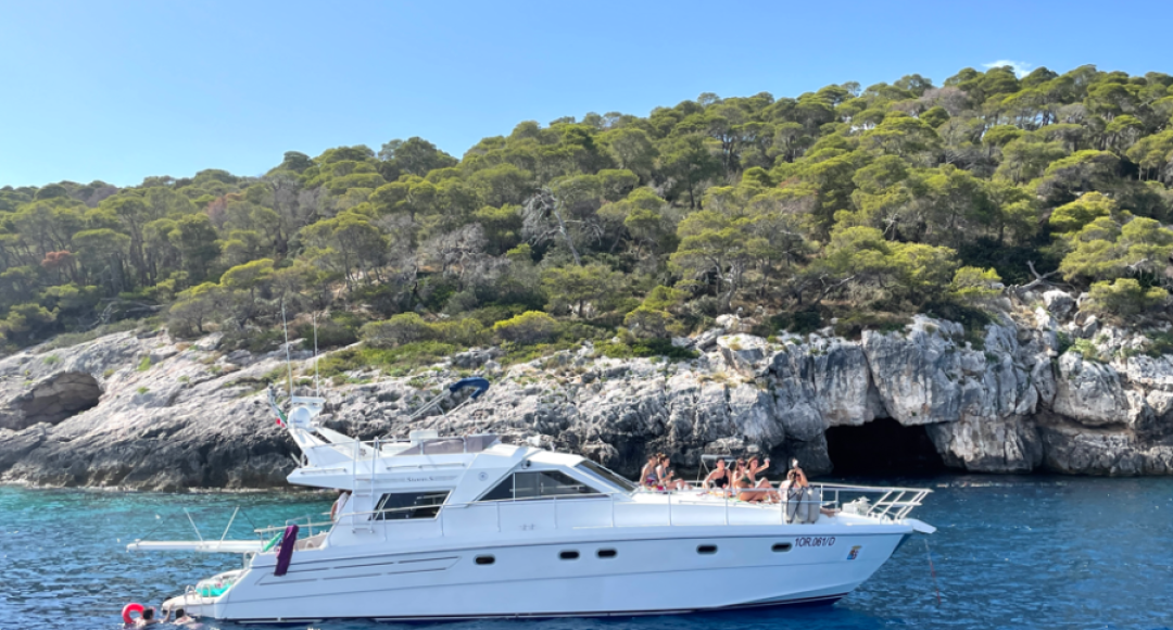 2023-04-06_17h44_58 Motor Yacht